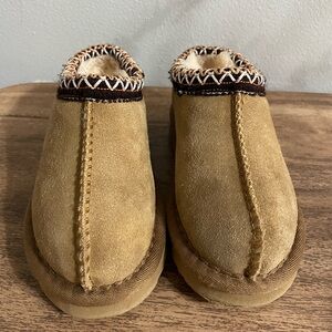 Tasman Slipper generic brand
